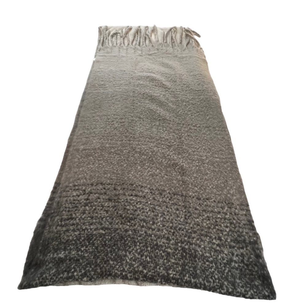 Anthropologie Mer Sea for Anthropologie Large Blanket Scarf Wrap Ombre gray OS - Picture 8 of 11